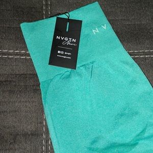 NVGTN legging w booty and leg contour